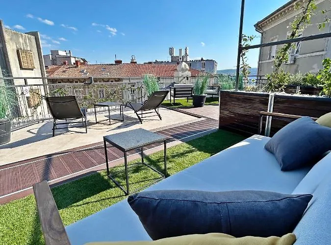 Alojamento de Acomodação e Pequeno-almoço Olivetta Heritage 4*