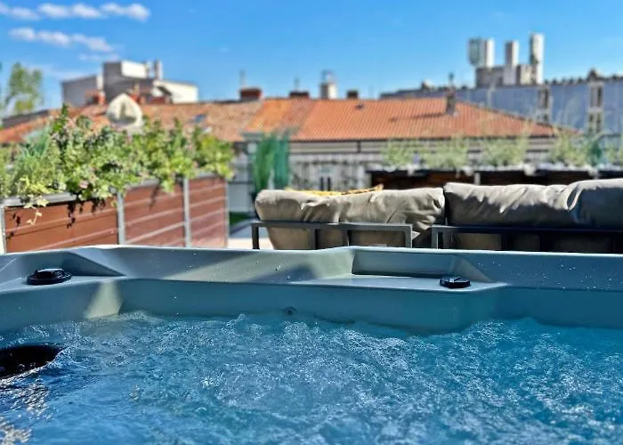 住宿加早餐酒店 Olivetta Heritage 茨里克韦尼察